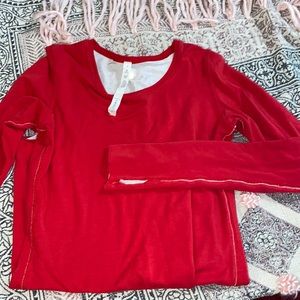 LULULEMON  REVERSIBLE LONG SLEEVE